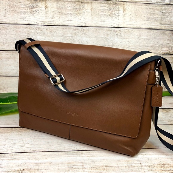 COACH • CHARLES MESSENGER IN SMOOTH LEATHER - Picture 5 of 8